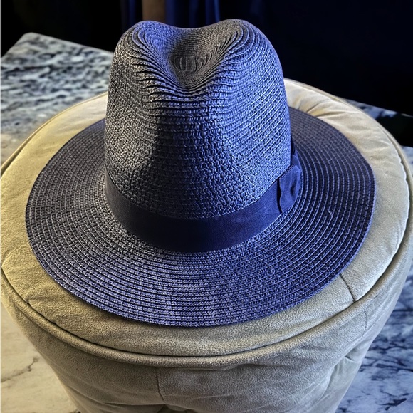 Like new straw fedora hat!! - Picture 1 of 4